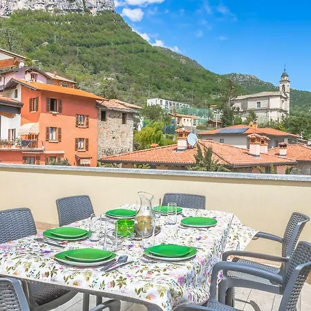 Rebecca Con Vista Lago Di Como Appartement Lenno
